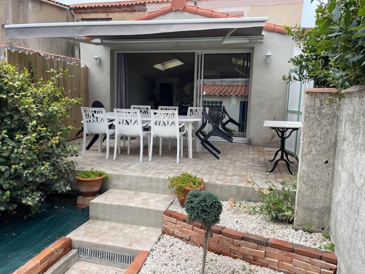 Maison Proche Plages, Port Et Tous Commerces Les Sables-dʼOlonne Exterior foto
